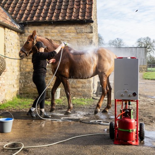 Portable Horse Shower With Steel Trolley 18L Tankless Instant Hot Water Gas Boiler LPG Heater 0-75C 10m Water Hose & 9-Pattern Spray Gun Camping Outdoor