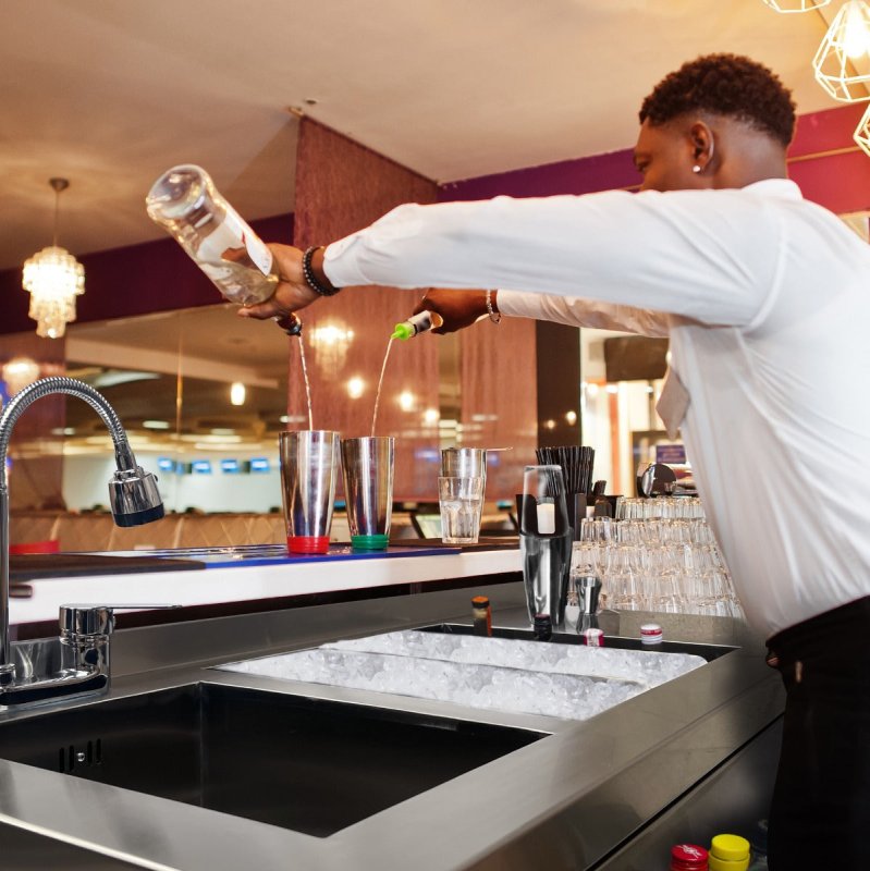 Cocktail Bar Station Stainless Steel 90L Insulated Ice Well Removable Dividers Free-Standing Workstation Large Sink 360 Degree Swivel Mixer Tap Speed Rail Slimline Bin Void FREE Boston Cocktail Shaker