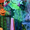 HOMCOM 173cm Laughing Clown Outdoor Halloween Decoration, Animated Halloween Prop with Light Up Eyes, Sound Effects, Sound Activated for Haunted House