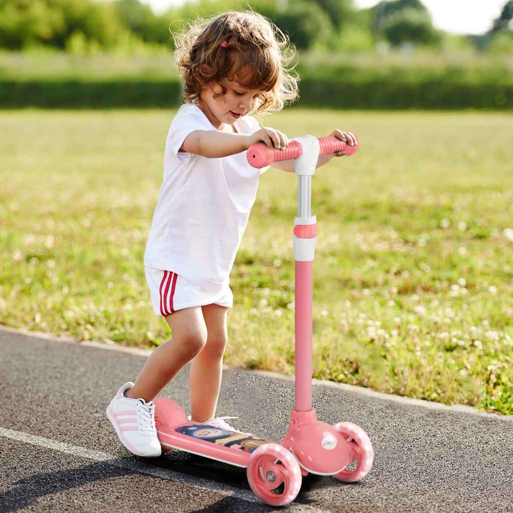 Kids' 3-Wheel Scooters Image