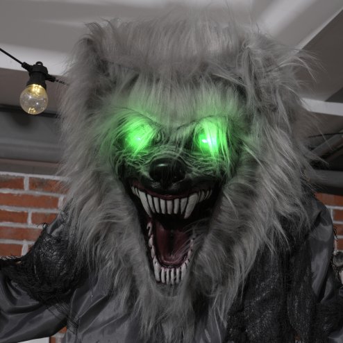 HOMCOM 210cm Skeleton Werewolf Outdoor Halloween Decoration, Halloween Animatronic with Sound Activated, Light Up Eyes, Sound Effects, Animated Prop for Haunted House