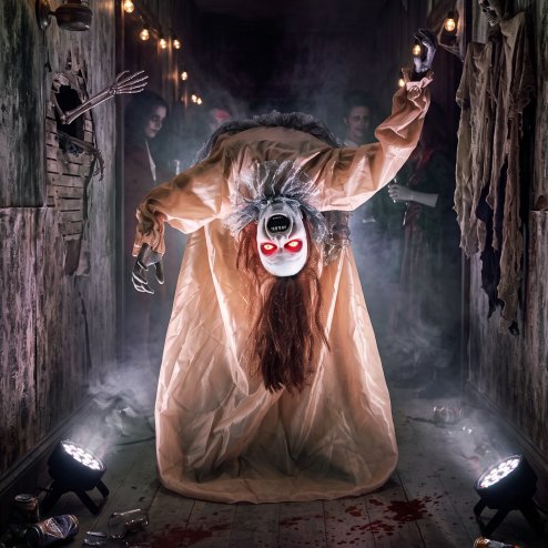 HOMCOM 100 cm Animated Halloween Broken-Back Ghost, Halloween Animatronics Swaying Female Ghoul with Creepy Screams, Glowing Eyes, Sound/Touch Activated, for Indoor, Covered Outdoor