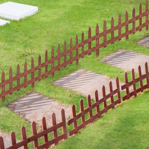 Outsunny Pack of 12 Wooden Border Fences, Garden Fixed Picket Fence for Lawn Edging, Flowerbed, 60L x 1D x 34H cm, Rustic Brown