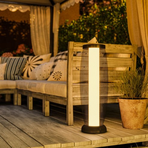 Outsunny Garden Solar Lamp, 71.5 cm Tall Metal Floor Lamp, Auto On/Off LED Solar Garden Light with Metal Wire Shade, IP44 for Outdoor, Porch, Pathway, Terrace, Black Image