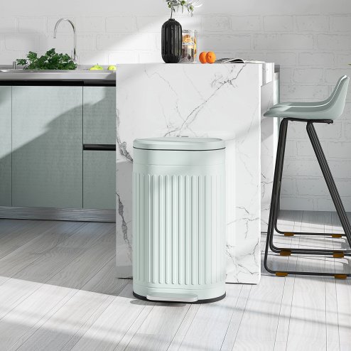 HOMCOM 30 Litre Pedal Bin, Fingerprint Proof Kitchen Bin with Soft-close Lid, Metal Rubbish Bin with Foot Pedal and Removable Inner Bucket