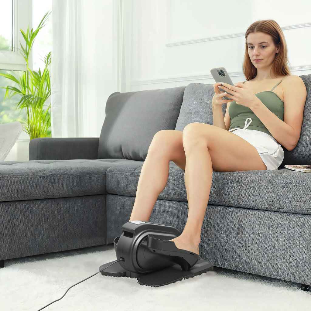 Elliptical Training Machines Image