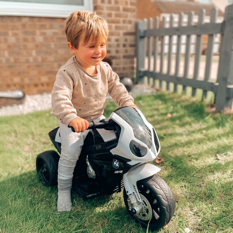 HOMCOM BMW S1000RR Licensed 6V Kids Electric Motorbike 3 Wheel Ride on Motorcycle w/ Headlights Music for 18-36 Months Black