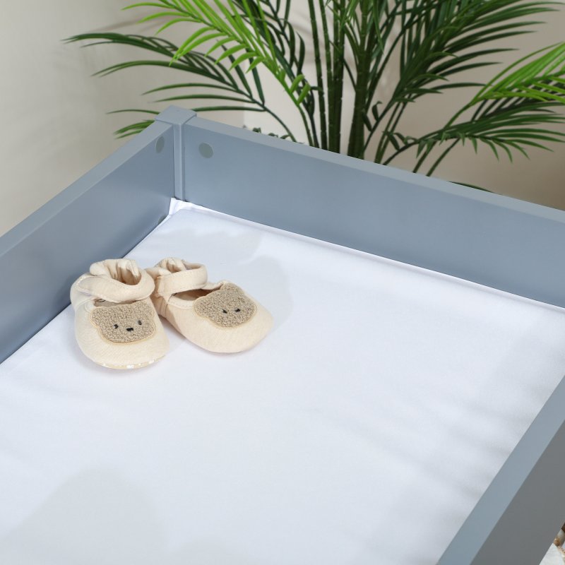 AIYAPLAY Baby Changing Table with 4 Drawers, Nursery Diaper Baby Changing Unit for 0-12 Months (max. 11kg), with Mat, Infant Care Station for Bedroom Nursery, Grey