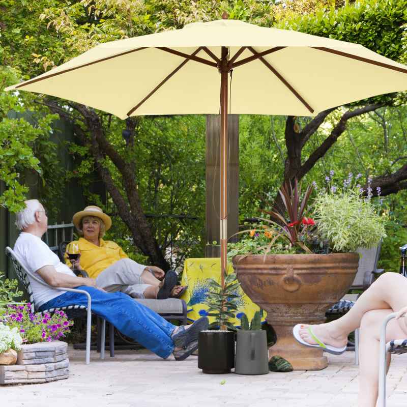 Outsunny 2.5m Wood Garden Parasol Sun Shade Patio Outdoor Wooden Umbrella Canopy, Table Market Umbrella with Vent, 38mm Pole, Rope Pulley Mechanism, Cream White