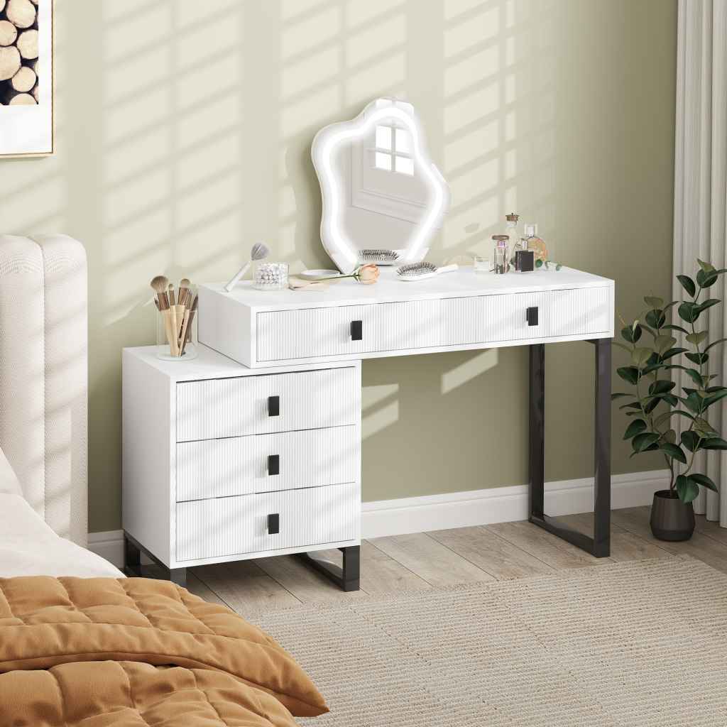 Dressers, Drawers & Cabinets Image