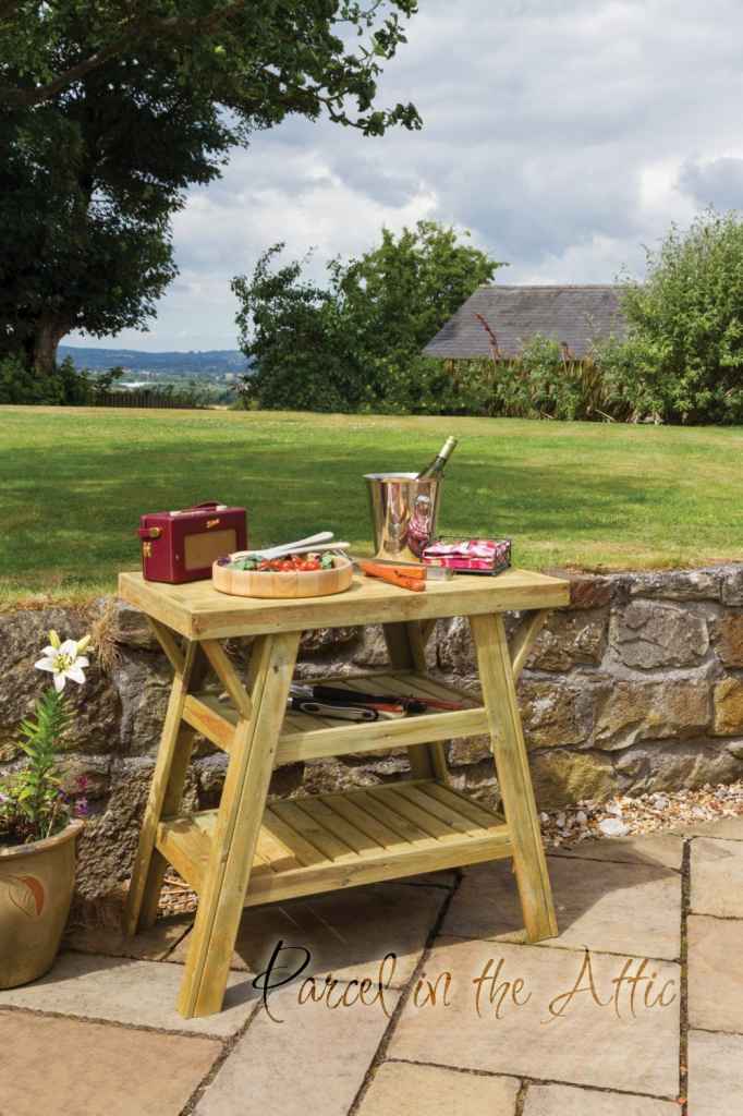 Outdoor Side Tables Image