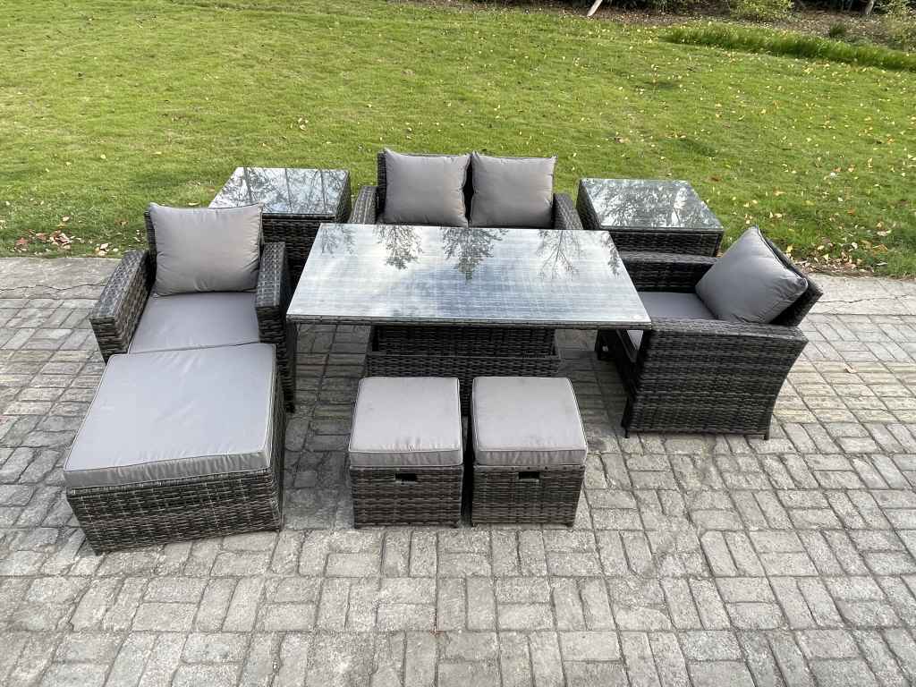 Elegant Rattan Garden Furniture Set with Adjustable Rising Table: Yavolo