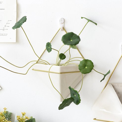 1-Piece Wall Hanging Geometric Decorative Planter for Succulents