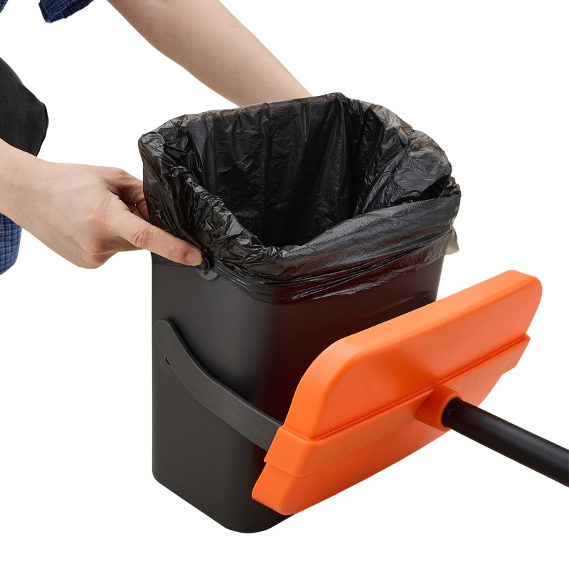 Living and Home Dog Feces Scooper Swivel Bin & Rake Kit with 35 Waste Bags