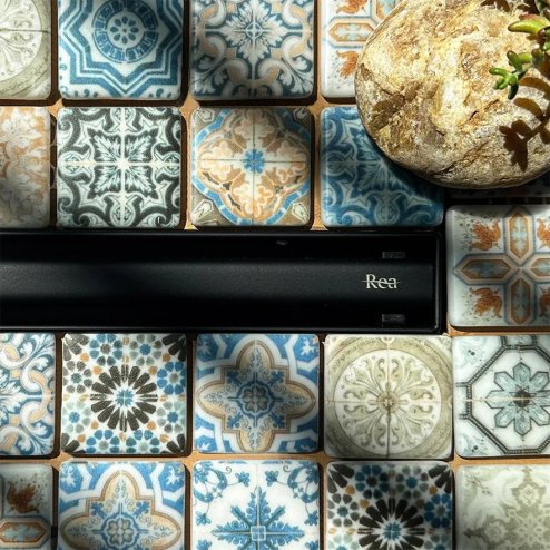 Linear Drainage REA Neox Slim Pro Black 100