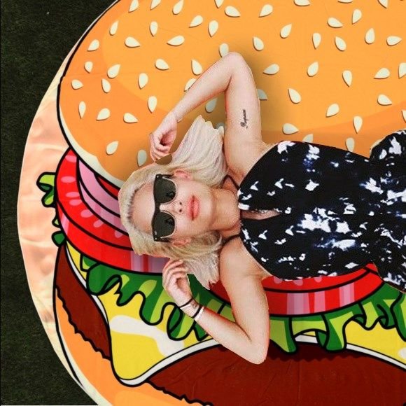 Beach towel Hamburger 150 cm