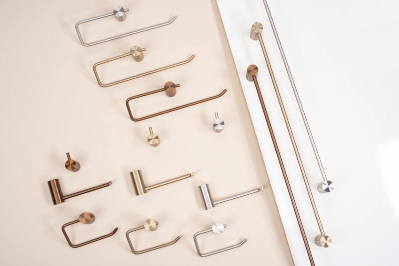 BATHROOM HANGER REA 9706 PRISM BRUSH GOLD